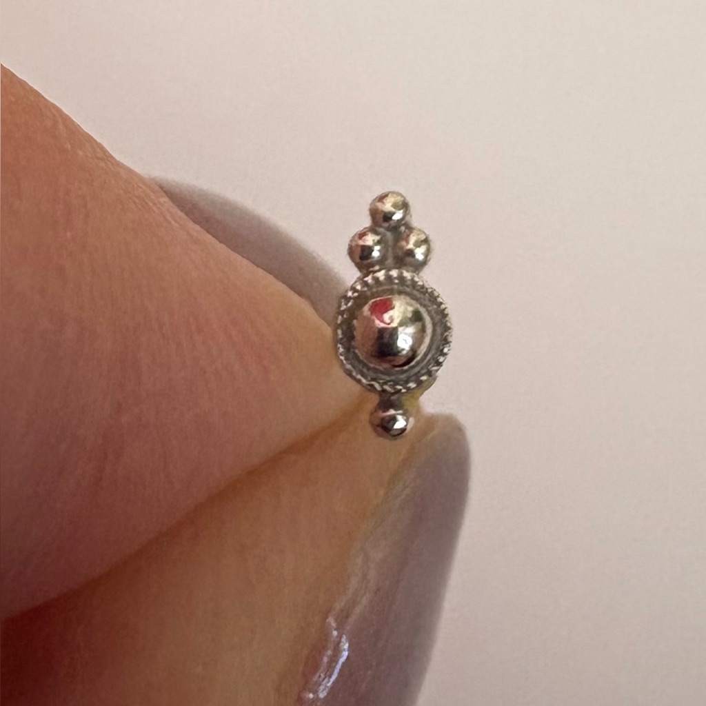 Maria Tash White Gold Nostril Screws